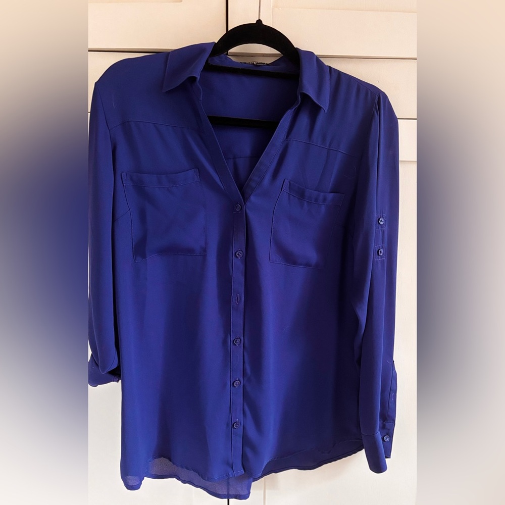 Express size M  Blue Button Down Blouse with Dress Shirt Collar